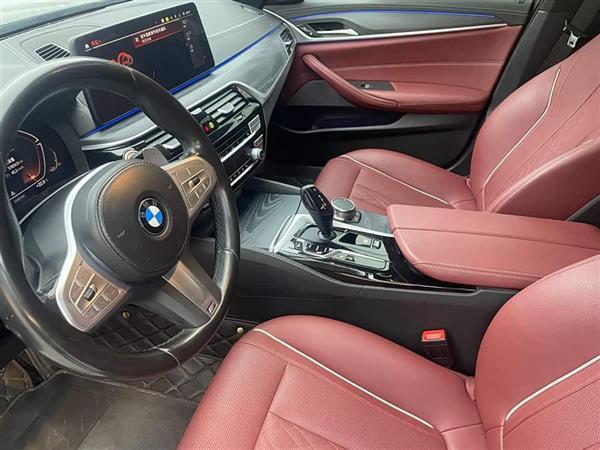 ����5ϵ 2023�� 530Li ������ M�˶���װ