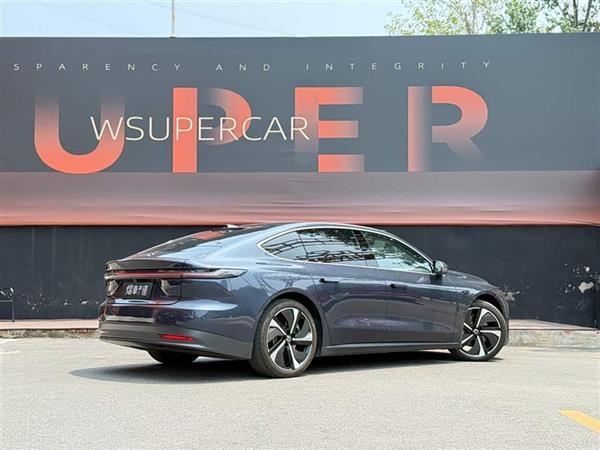ε��ET7 2022�� 100kWh �׷���