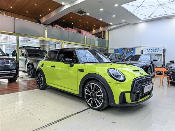 MINI 2023�� �Ŀ� 2.0T COOPER S ������