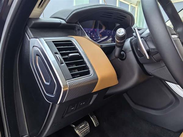��ʤ�˶� 2020�� 3.0 L6 HSE DYNAMIC