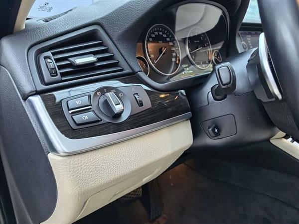 ����5ϵ 2012�� 535Li ������