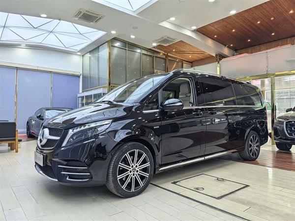 ����V�� 2022�� V 260 L ����������
