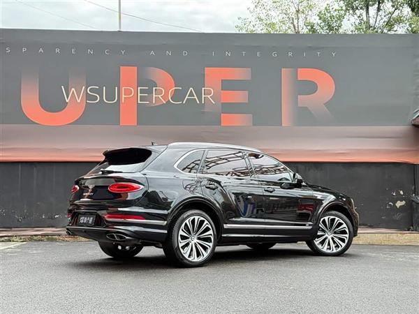 ��Խ 2022�� 4.0T V8