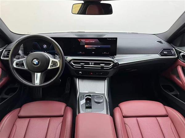 ����4ϵ 2023�� 425i M�˶���ҹ��װ