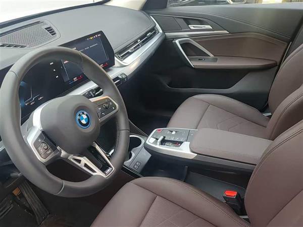 ����iX1 2025�� eDrive25L M�˶���װ