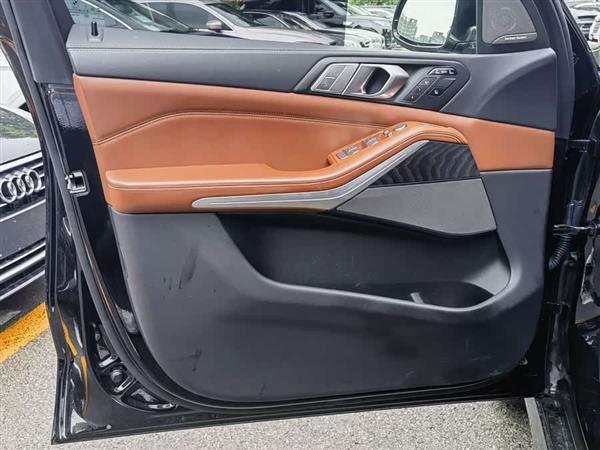 ����X7 2022�� xDrive40i ������M�˶���װ
