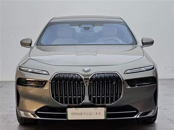 ����i7 2023�� xDrive60L ������װ