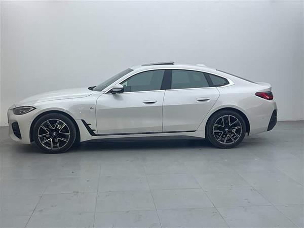 ����4ϵ 2022�� 425i Gran Coupe M�˶���װ