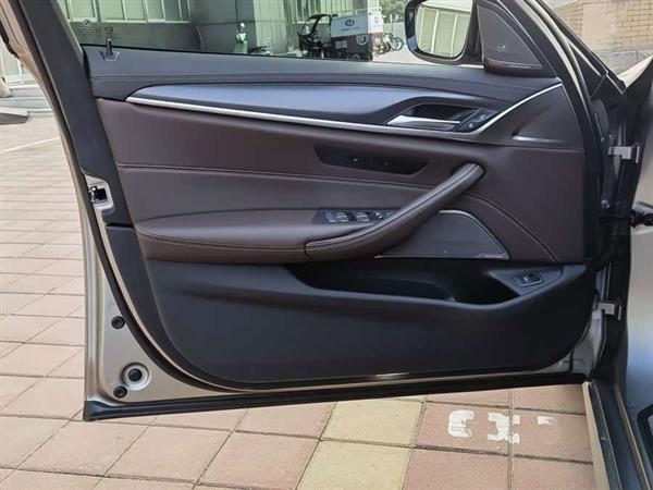 ����5ϵ(����) 2021�� �Ŀ� 540i ���а� M�˶���װ