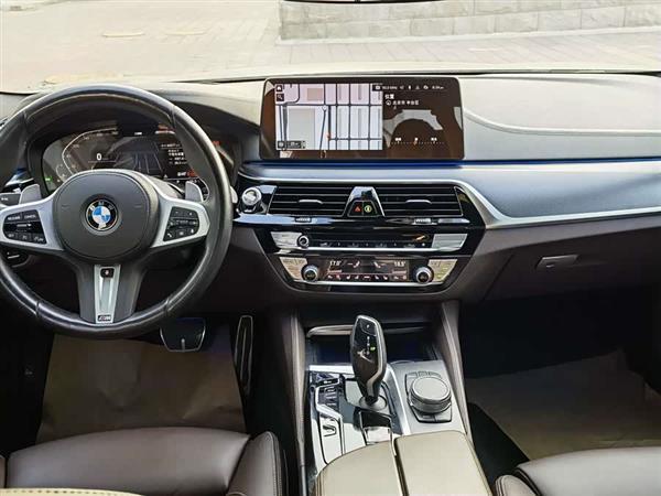 ����5ϵ(����) 2021�� �Ŀ� 540i ���а� M�˶���װ