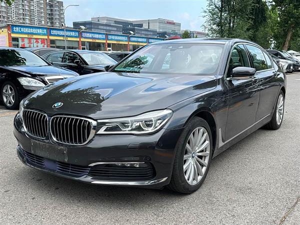 ����7ϵ 2016�� 740Li ������