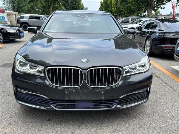 ����7ϵ 2016�� 740Li ������
