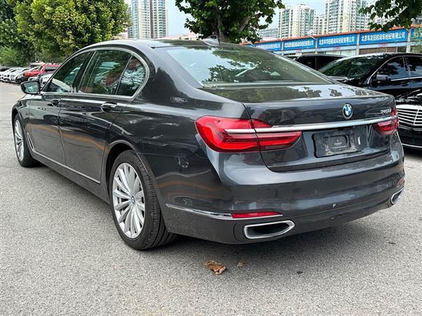 ����7ϵ 2016�� 740Li ������