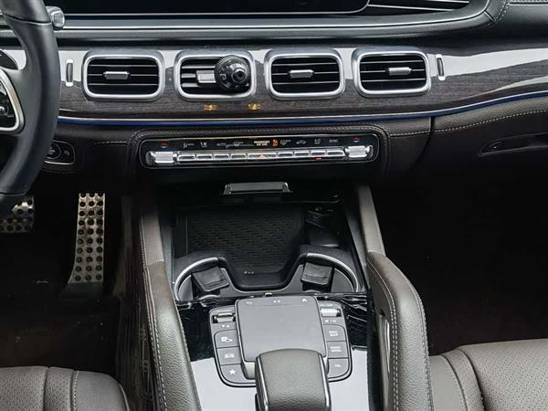 ����GLS 2022�� �Ŀ� GLS 450 4MATIC ������