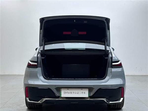 ����i7 2023�� eDrive50L ����M�˶���װ