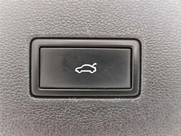 ;�� 2019�� 330TSI ���������� ��VI