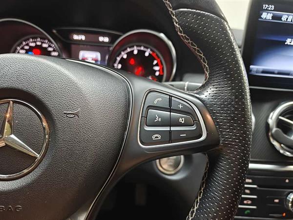 ����GLA 2017�� GLA 200 ʱ����