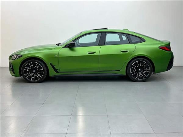 ����4ϵ 2024�� 430i Gran Coupe M�˶���ҹ��װ