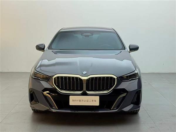 ����5ϵ 2024�� 530Li ������ M�˶���װ