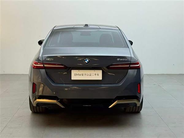 ����5ϵ 2024�� 530Li ������ M�˶���װ