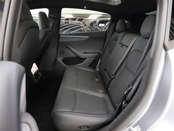 Model Y 2026�� ������ȫ��������