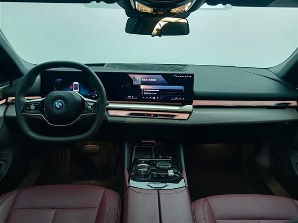 ����i5 2024�� eDrive 35L  ������װ