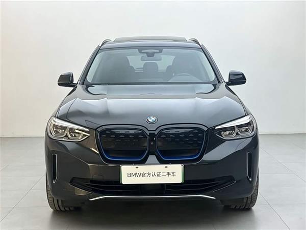 ����iX3 2021�� ������
