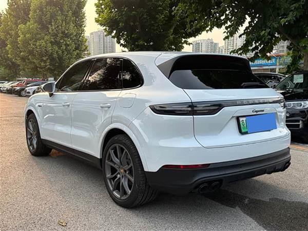 Cayenne����Դ 2023�� Cayenne E-Hybrid 2.0T �����