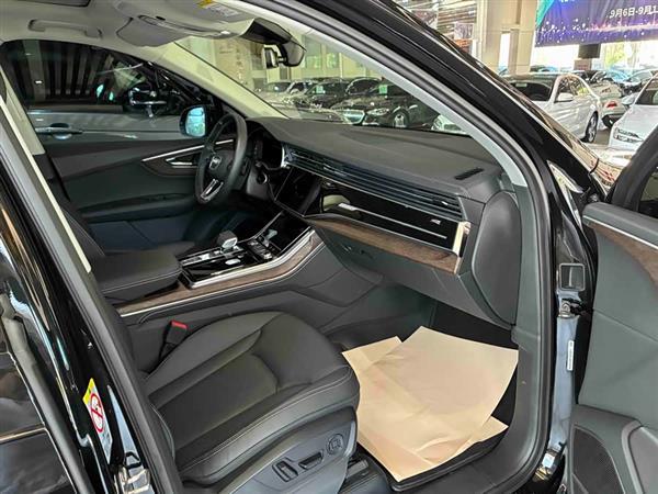 �µ�Q7 2025�� 55 TFSI quattro S line����ʿ��