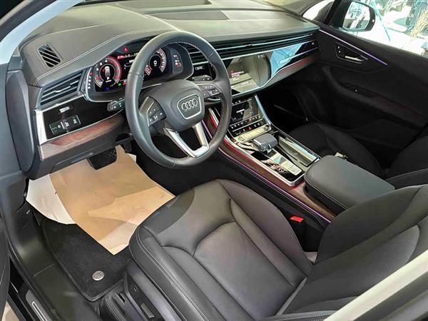 �µ�Q7 2025�� 55 TFSI quattro S line����ʿ��