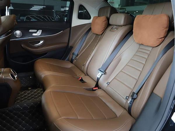 ����E�� 2019�� �Ŀ� E 300 L �˶�������