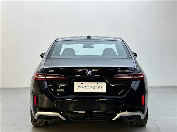 ����i5 2025�� eDrive 35L M�˶���װ