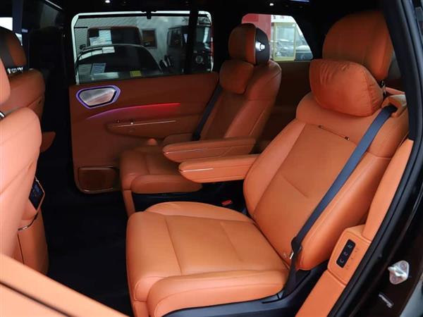 ���900 2025�� 2.0T Ultra 6��