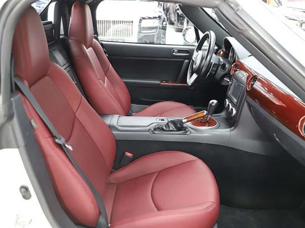 Ů�� 2010�� 2.0L Premium