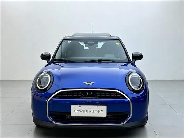 MINI 2023�� �Ŀ� 2.0T COOPER S ������ ���Ű�