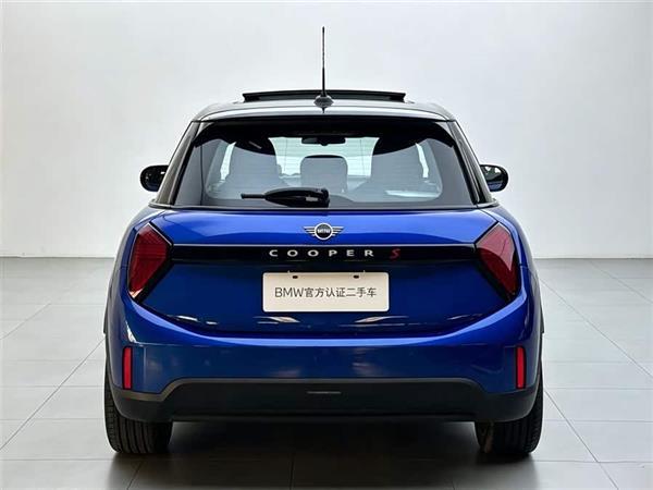 MINI 2023�� �Ŀ� 2.0T COOPER S ������ ���Ű�