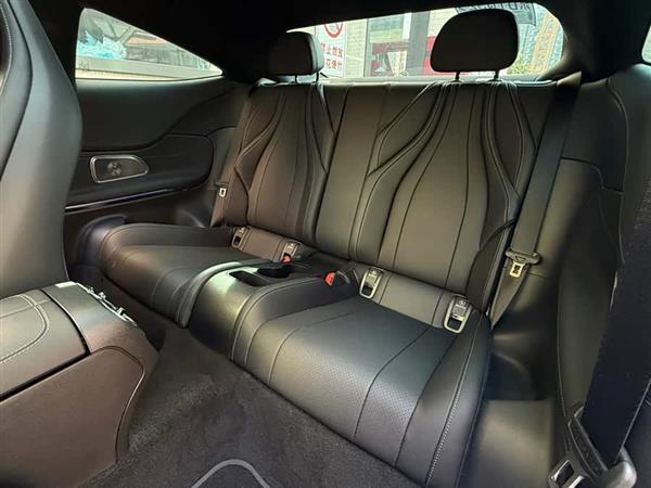 ����CLE 2025�� CLE 300 4MATIC �����ͽ��ܳ�