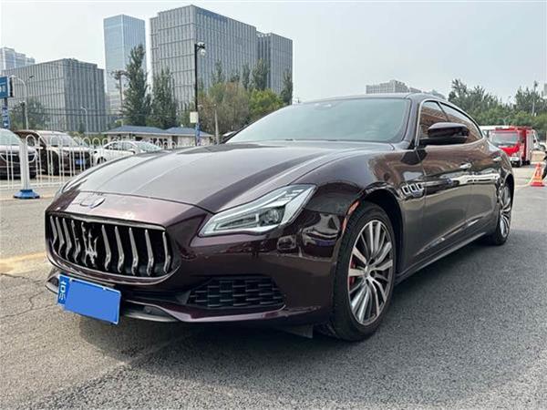 �ܲ� 2018�� 3.0T ������