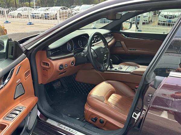 �ܲ� 2018�� 3.0T ������