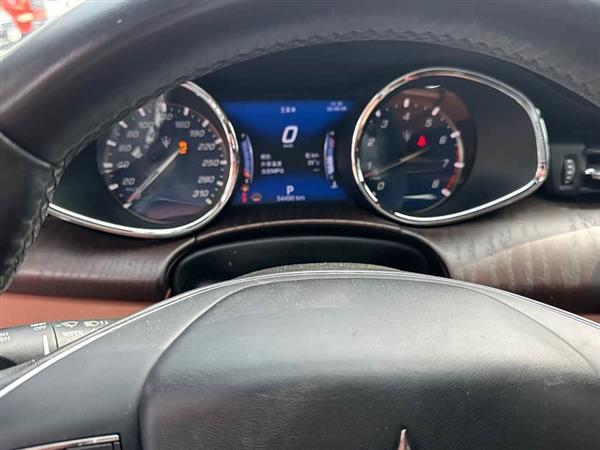 �ܲ� 2018�� 3.0T ������