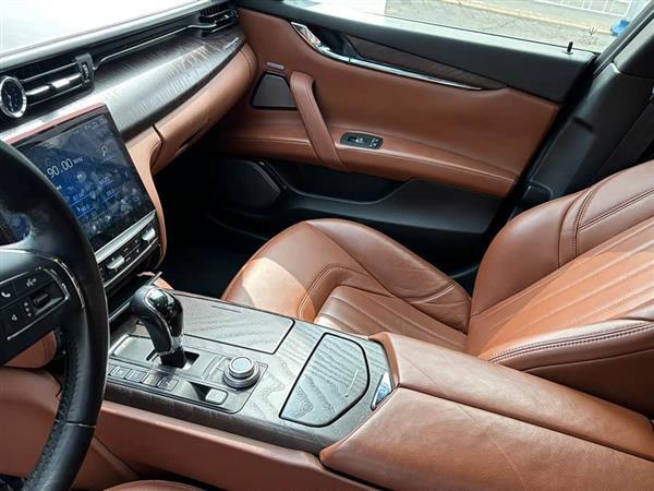 �ܲ� 2018�� 3.0T ������
