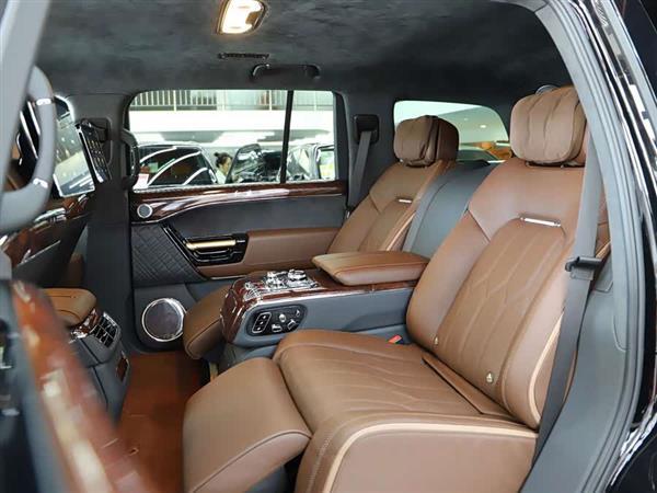����������ҫ 2022�� 4.0T ����콢�� 4��