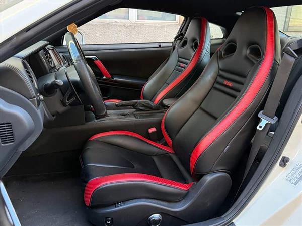 �ղ�GT-R 2012�� 3.8T Premium Edition