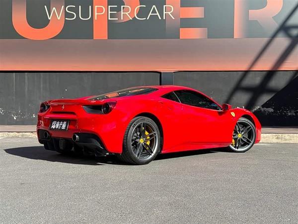 ������488 2015�� 488 GTB