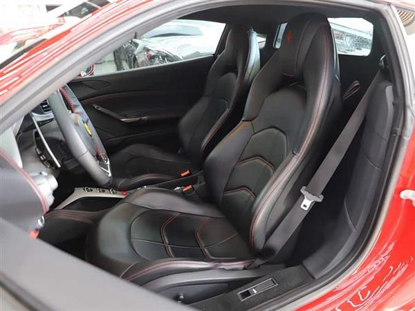 ������488 2015�� 488 GTB