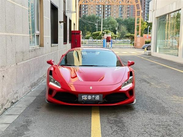 ������F8 2019�� Tributo 3.9T V8