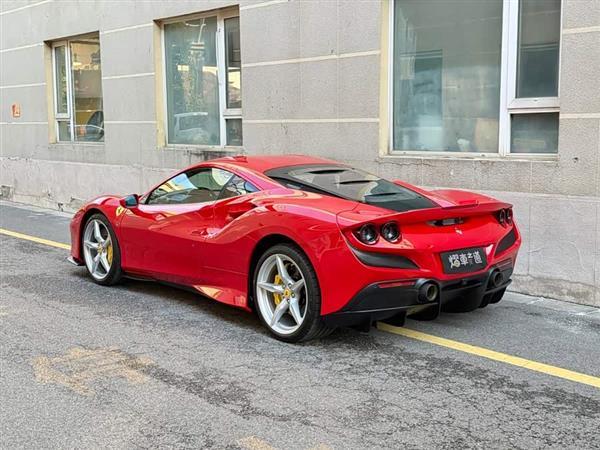 ������F8 2019�� Tributo 3.9T V8