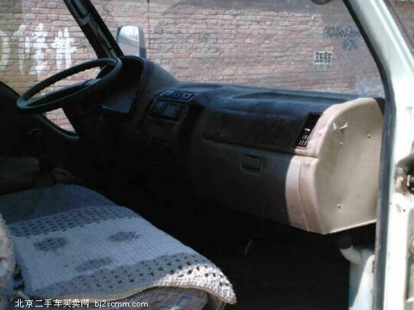 北汽制造战旗2010款 2.0L 硬顶版