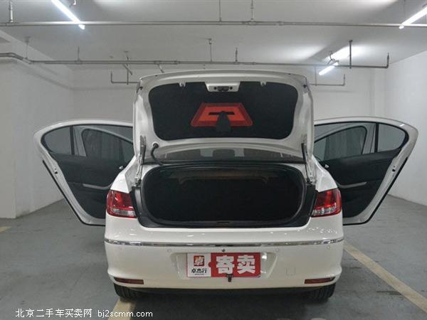 ±4082011 2.0L Զ