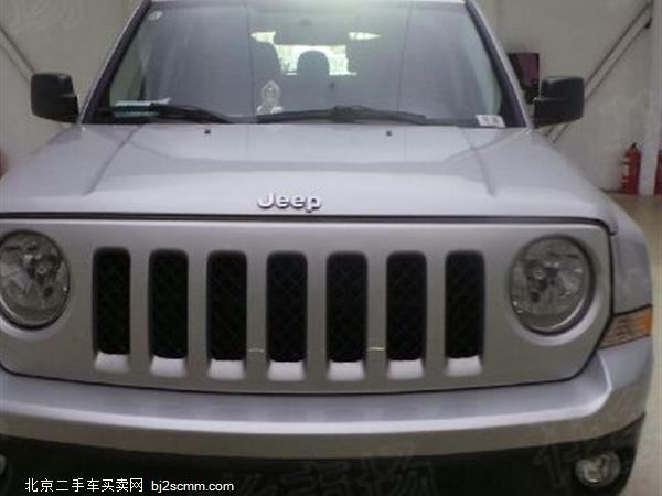 Jeep ɿ 2012 2.4 